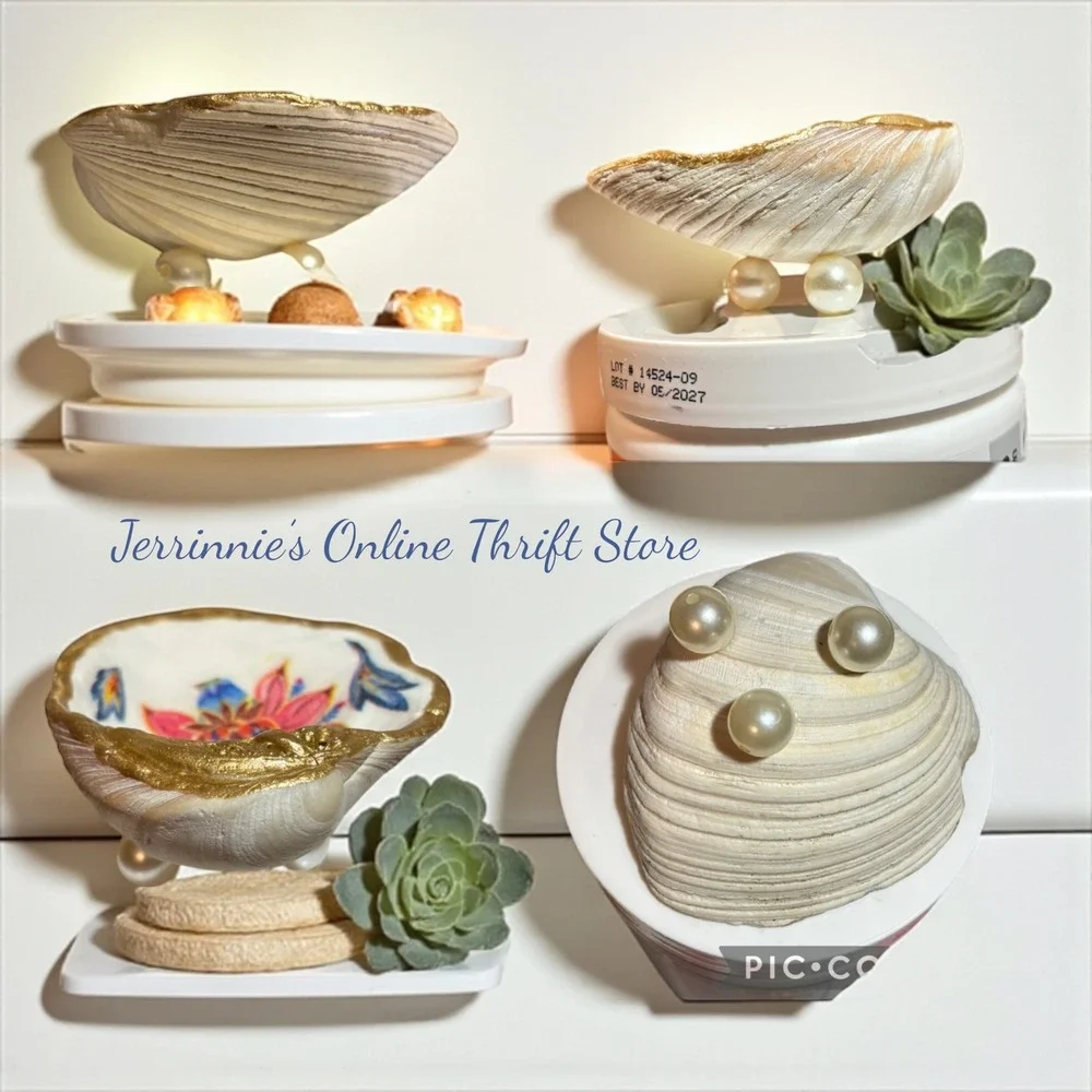 Handmade Decoupage‎ Oyster Shell Trinket Dish Gold Trim Pearl Feet Floral Lotus